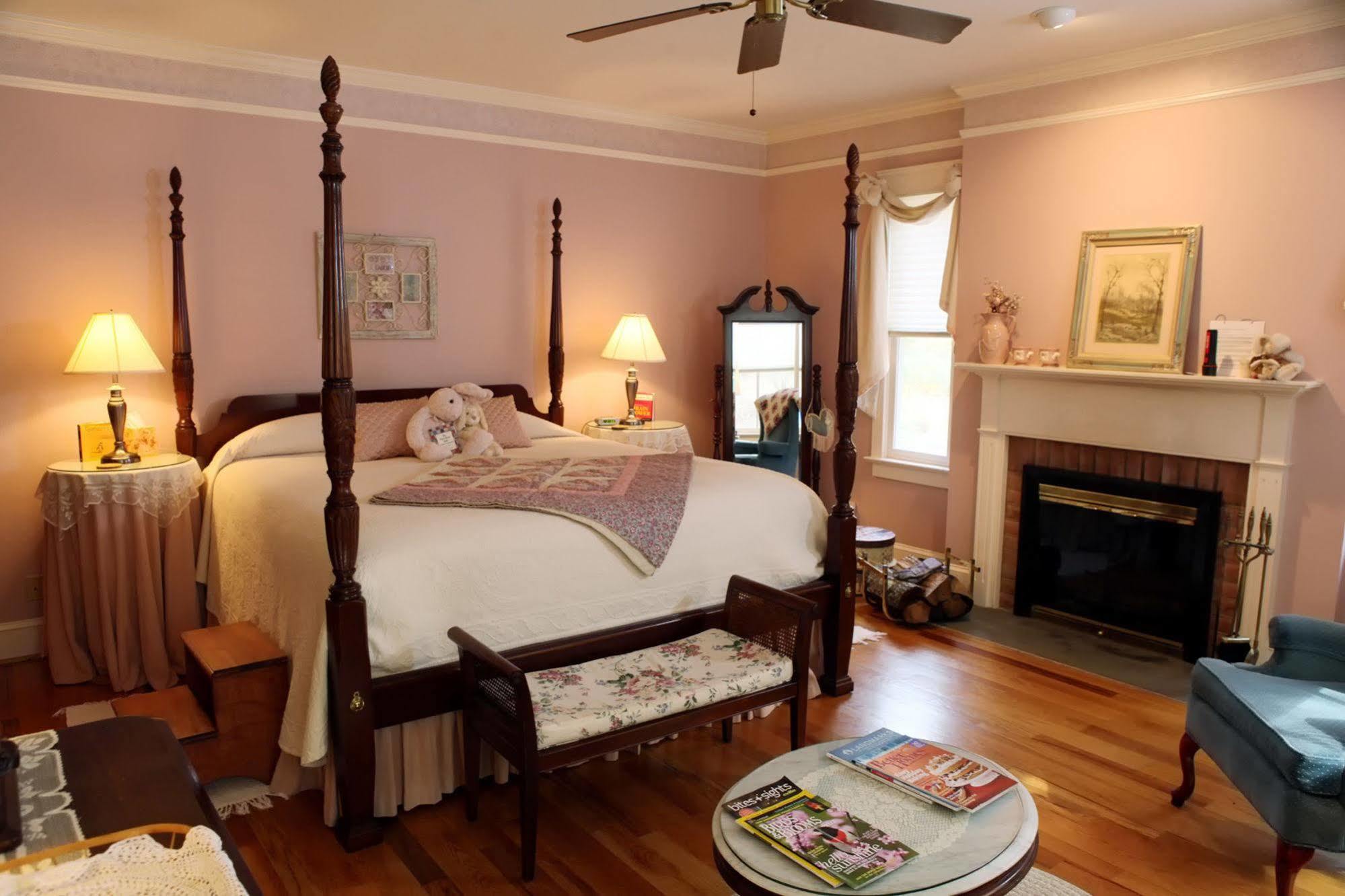 The Inn At Sugar Hollow Farm Crozet Екстериор снимка